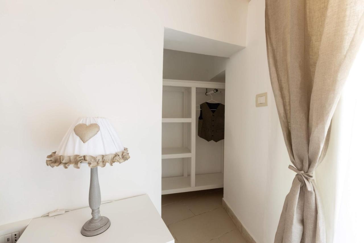 B&B La Finestra Sui Giardini 圣埃拉莫因科莱 外观 照片