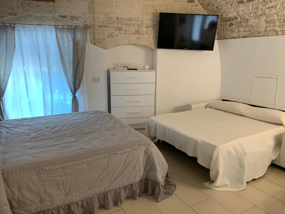 B&B La Finestra Sui Giardini 圣埃拉莫因科莱 外观 照片